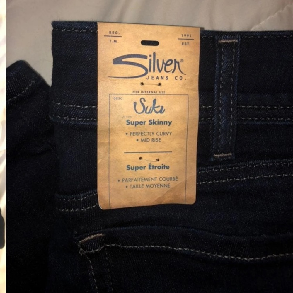 NWT Dark Wash Silver Jeans